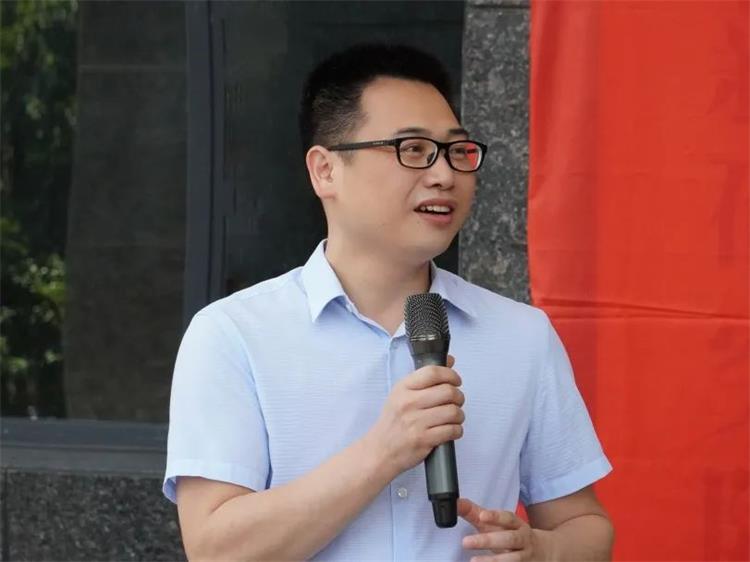 pp电子集团立异研究院举行挂牌仪式_pp电子